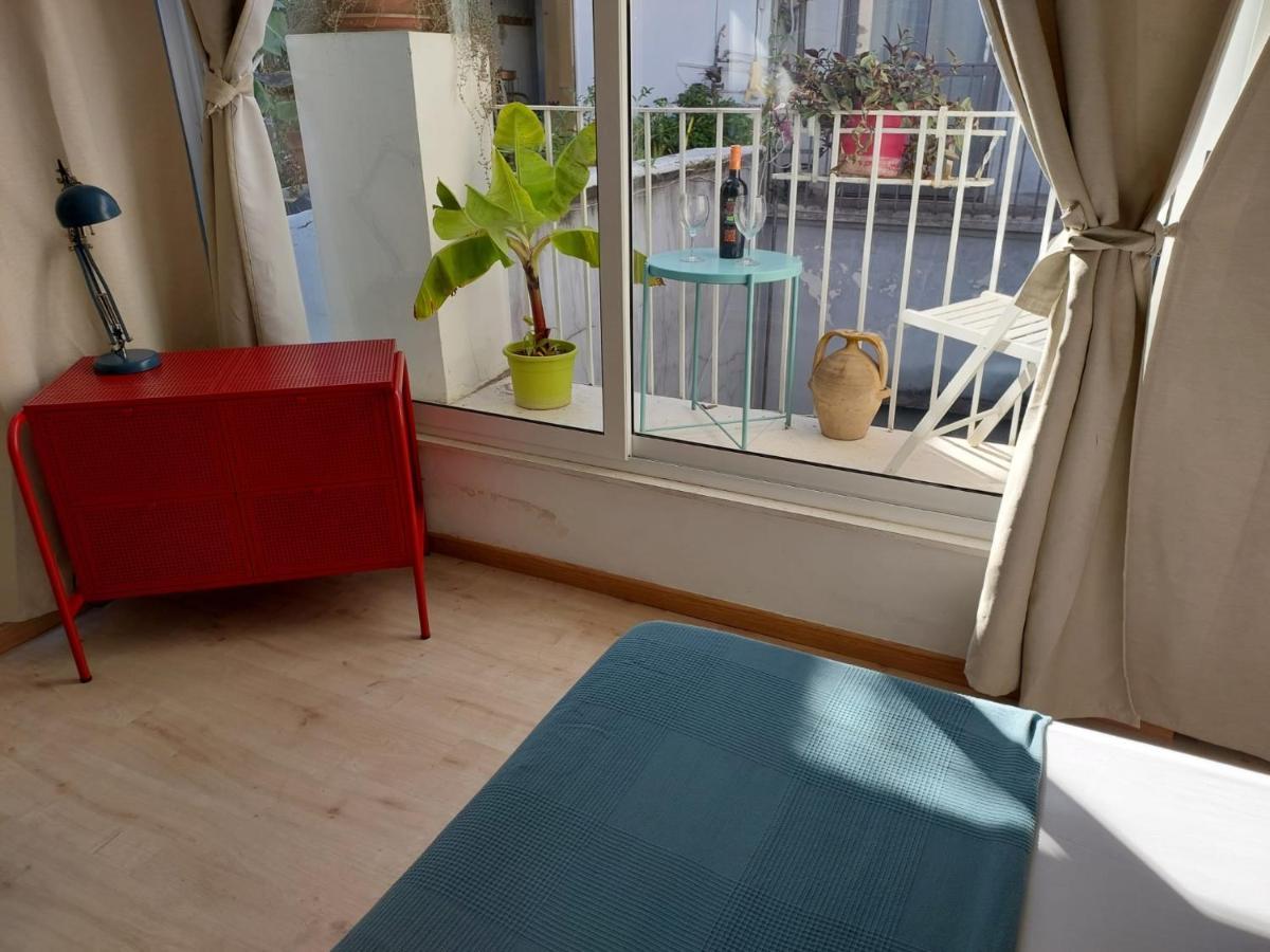 Апартаменты S- Naples Loft With Balcony In The Historic Center Экстерьер фото